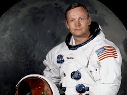 Neil Armstrong'un eşyaları satışta