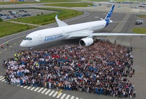 Airbus'ın yeni modeli A350 test uçuşu yaptı