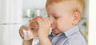 Obeziteye karşı çocuklara ‘su için’ tavsiyesi