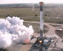 SpaceX roketi infilak etti