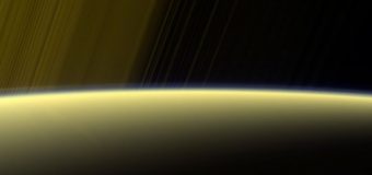 Cassini Satürn’ün atmosferiyle temas etti